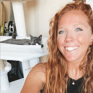 Meet your Posher, Molly